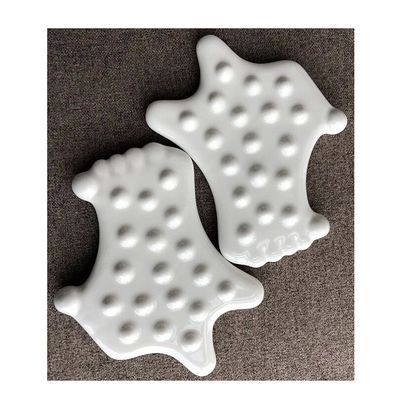 Levante sin esfuerzo su piel y relaje sus músculos con la herramienta de masaje Gua Sha de cerámica blanca