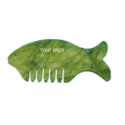 2024 Forma de pez Xiuyan natural Jade Gua Sha Cuero cabelludo Peinado de masaje de la cabeza Guasha Masajista para equipo de masaje de la cabeza amarilla