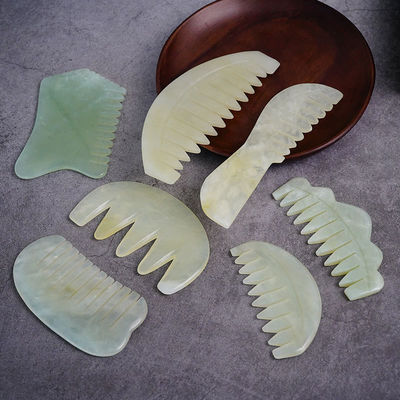 Peinado de masaje para el cuero cabelludo de forma múltiple Xiuyan natural de jade Gua Sha para equipos de masaje de cabeza