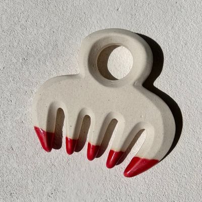 Masajeador facial Cerámico Gua Sha Peinillo de masaje para el cuero cabelludo para la cabeza Meridiano alivio del dolor Cepilla para el cabello Meridiano Masajeador Herramientas de masaje
