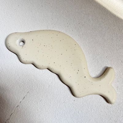 Eficaz masaje en forma de pez de cerámica Gua Sha herramienta de raspado para masajeador facial