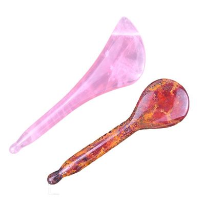 2024 Equipo popular de masaje corporal Rose Quartz Guasha Acupresión Reflexología Pluma Acupuntura Terapia Gua Sha Herramienta