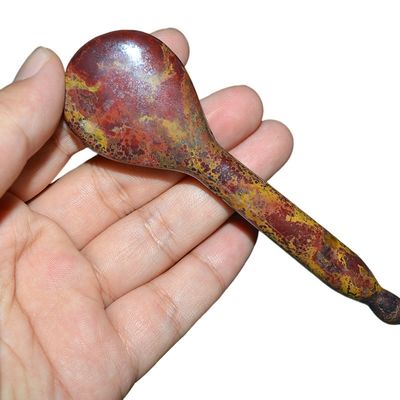 Red Mookaite Jade Gua Sha Stick para masaje facial de mano y masaje de piedras de reflexología