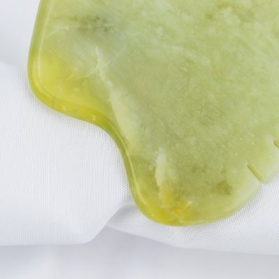 Di adiós a la tensión muscular y hola a la piel radiante con Xiuyan Jade Gua Sha Scraping Board