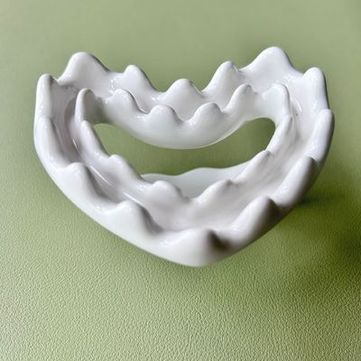 Herramienta de masaje para el drenaje linfático con masaje muscular de material cerámico