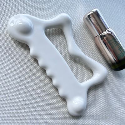 Herramienta de masaje cerámica Gua Sha para masajeador facial Cuerpo Cuidado de la piel propio Spa Equipo de belleza de estiramiento facial