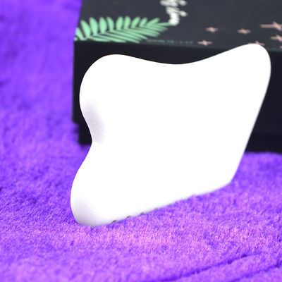 OEM LOGO personalizado White Jade Gua Sha Stone Masajista facial Natural Jade Stone Guasha raspado herramienta de masaje para el rostro y el cuerpo