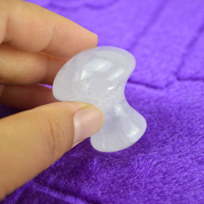 Cuarzo claro Gua Sha para adelgazar la cara y eliminar masaje Cubierta de cuerpo completo 41 * 35mm Forma de piedra de hongo natural