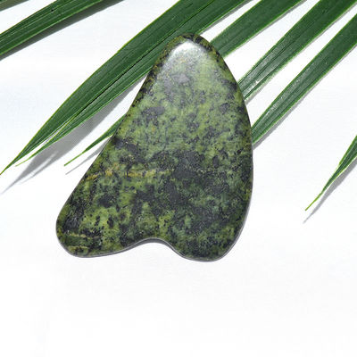 Tabla de masaje de raspado de Gua Sha verde Sodalite para el tratamiento de masaje de piedra de jade para todo el cuerpo