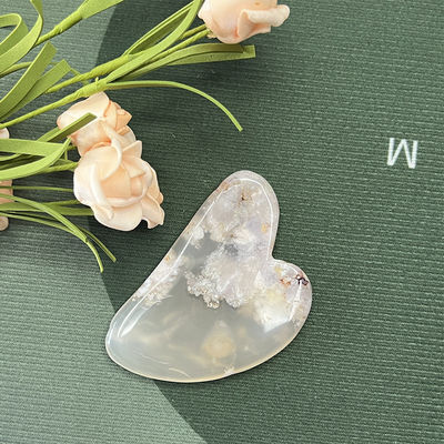 Reparación de manos naturales Jade en forma de corazón Facial Gua Sha Masaje Sakura Agate Raspado facial para fisioterapia