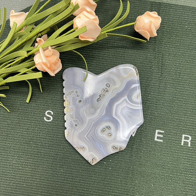 Agate gris Facial Guasha Elevación de la piel Firming mano natural Curación de Jade Gua Sha Herramienta de masaje para el fortalecimiento de la cara y la piel