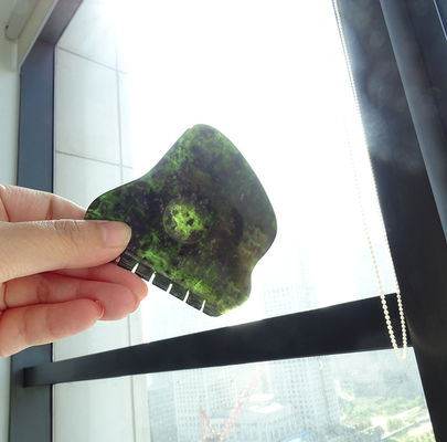 Piedra de Jade Natural Nanyang Negro-verde Guasha masaje de raspado Gua Sha para activar el Qi y el dragado de garantías