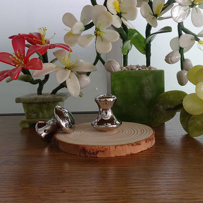 Piedra caliente de masaje con hongos de acero inoxidable Gua Sha 3.5 * 3.5 * 2.1 pulgadas Tamaño y eficacia