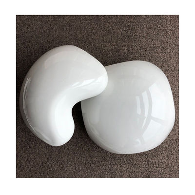 Experimenta el poder curativo tradicional de la herramienta facial de cerámica Gua Sha para relajar el cuerpo
