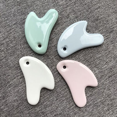 Tabla de masaje de cerámica Gua Sha de forma de corazón blanco Gua Sha Herramientas faciales para todos los tipos de piel limpia antienvejecimiento