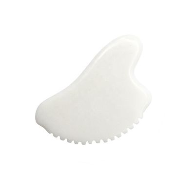 OEM Marca privada Jade Blanco Gua Sha Piedra curativa hecha a mano Gua Sha Raspando herramientas de masaje facial para disminuir la hinchazón