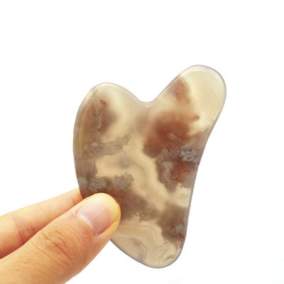 Masajista corporal de forma natural del corazón flor de cerezo Ágata Gua Sha Cuidado de tablero Guasha Herramienta de masaje con logotipo personalizado
