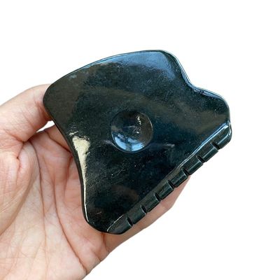 Escultura facial Nefrita verde oscuro Jade Gua Sha piedras con dientes de cresta y bucles de pulgar 2021 Popular