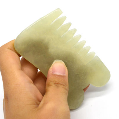 Xiuyan Jade Guasha Peinado de masaje Gua Sha Scarping herramientas faciales con función de fisioterapia infrarroja 88 * 50 * 4mm