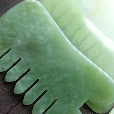 Peinado para cabello portátil Abarke piedra de jade natural Gua Sha masaje facial Peinado para cabello con masajeador para la cabeza de seis dientes