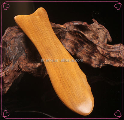 Herramienta Gua Sha en forma de pez de madera de 140*45mm perfecta para masajes y desintoxicación