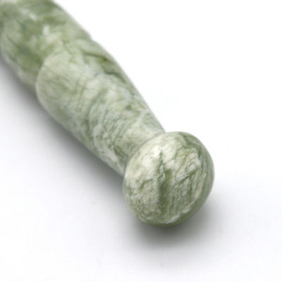Punto de masaje Gua Sha Acupresión Guasha Masajista pegatina de mano hecha de jade verde natural bastón de masaje para las propiedades del pie