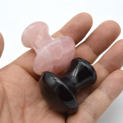 Kit de masaje de piedras preciosas naturales 35 * 40mm de piedra hecha a mano de cuarzo rosa y hongo obsidiana negra