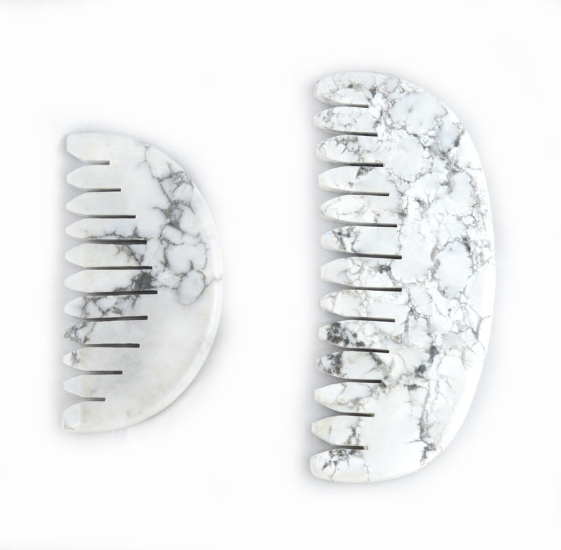 Alivia sin esfuerzo la tensión del cuero cabelludo con Natura White Turquoise Jade Hair Comb Gua Sha Tools