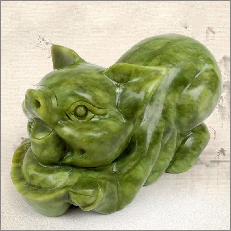 Jade auspicioso Feng Shui Cerdo Estatua de cerdo de talla natural Animales para armonía y equilibrio
