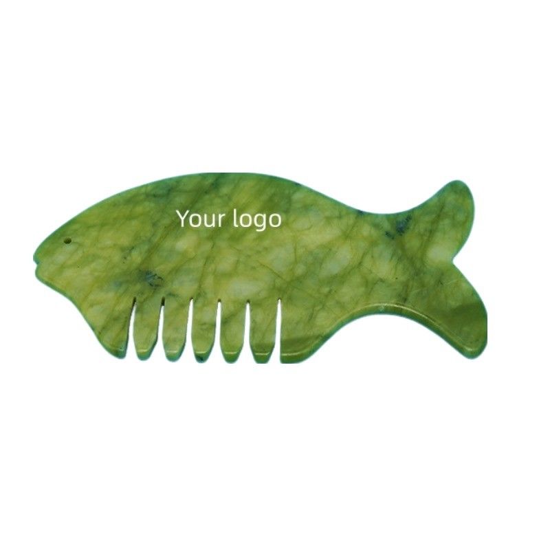 2024 Forma de pez Xiuyan natural Jade Gua Sha Cuero cabelludo Peinado de masaje de la cabeza Guasha Masajista para equipo de masaje de la cabeza amarilla