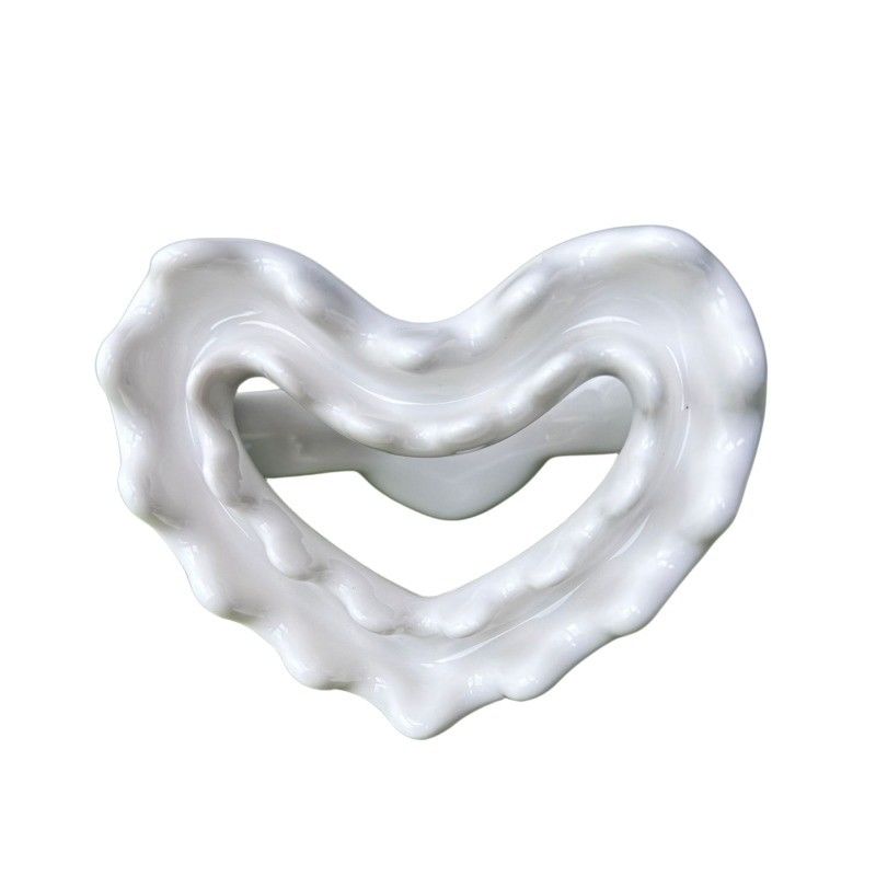 Masajista facial 2024 Forma de corazón China Cerámica Gua Sha raspado herramienta de masaje para la relajación del cuerpo y el dragado de meridianos